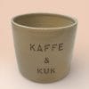 Kaffe og kuk_grå Kaffekopp fra The Clay Lab - Kaffe & Kuk